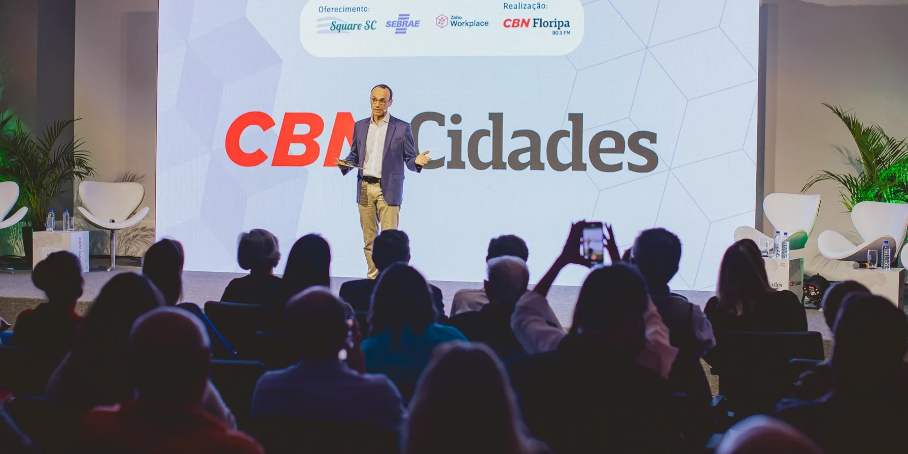 317afd 0b293e45f89843d492b2ed7f4ae5387dmv2