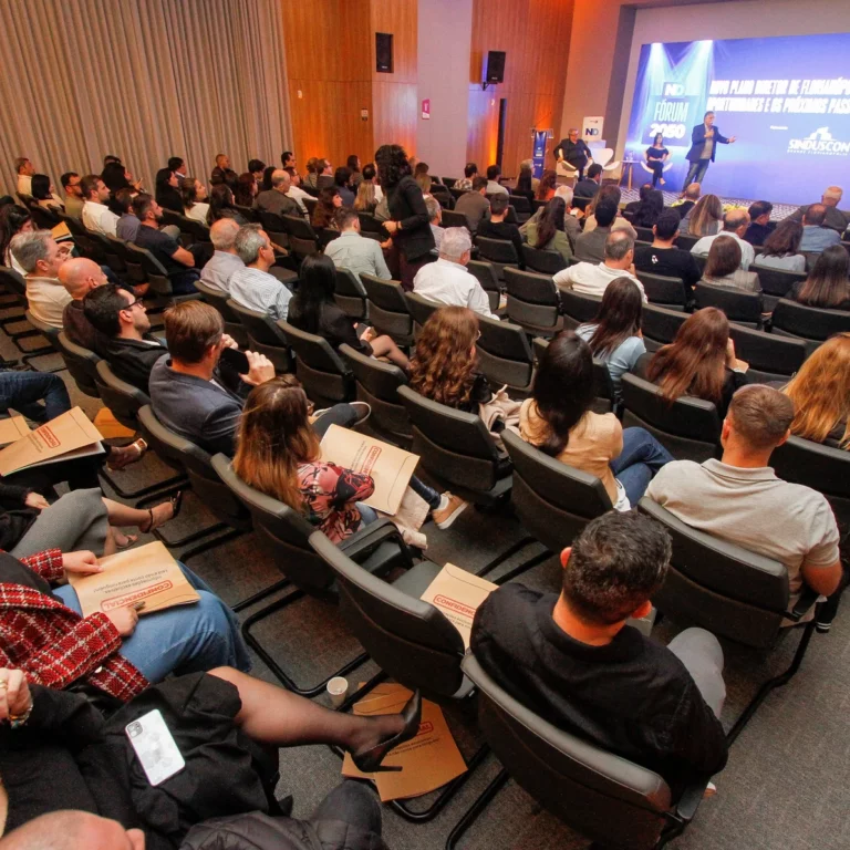 317afd 3ec5dc1ec9844bf5a28d7b890246556cmv2